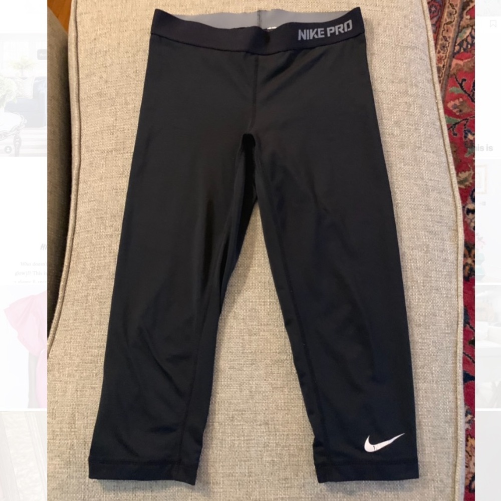 Nike pro black leggings